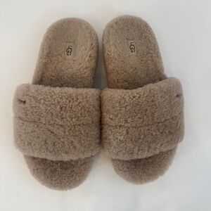UGG COZETTA CURLY SLIPPER SIZE 8
